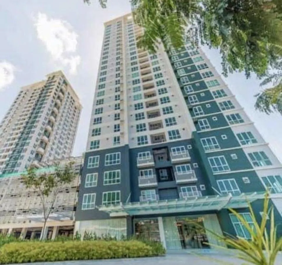Abreeza Place Tower1 By Chriza location