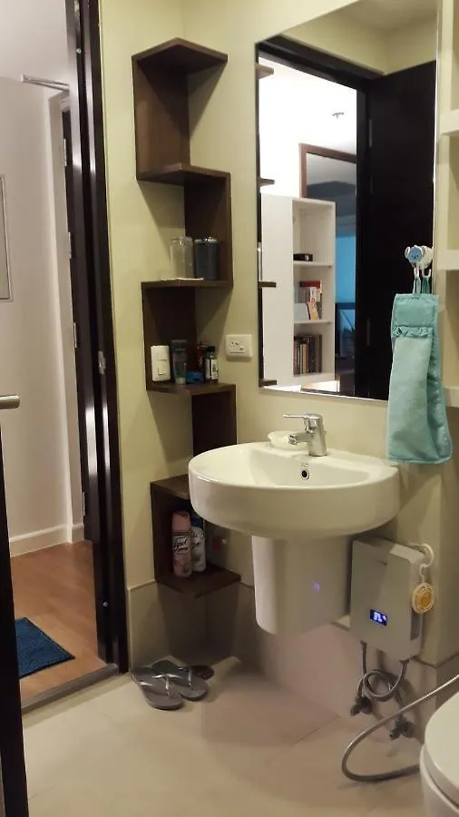 Abreeza Place Tower1 By Chriza Davao Apartment